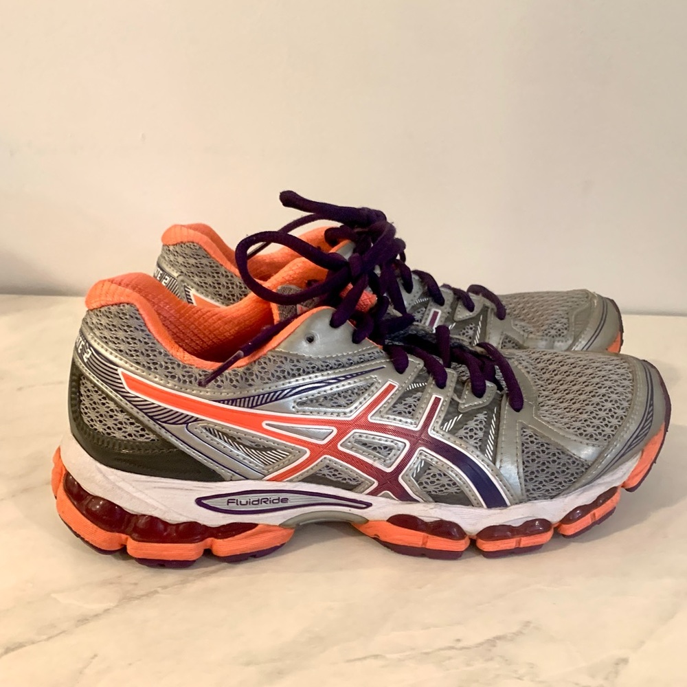 Women’s ASICS Gel elevate fluid ride running shoes size 8